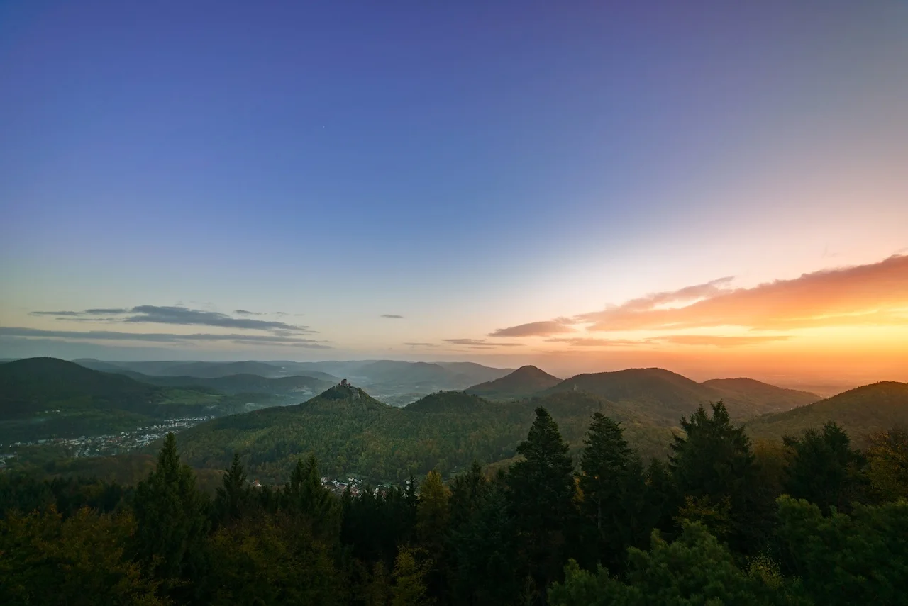 Pfälzerwald in Deutschland bei Sonnenuntergang, von BALCK e.K.